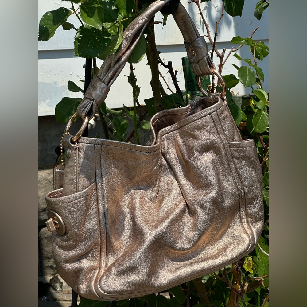 Coach leather shoulder bag - Picture 2 of 10